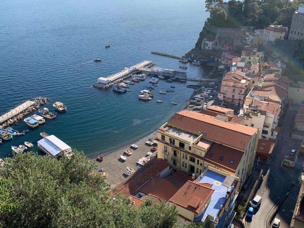 Profumo Di Mare Marina Grande Apartment *